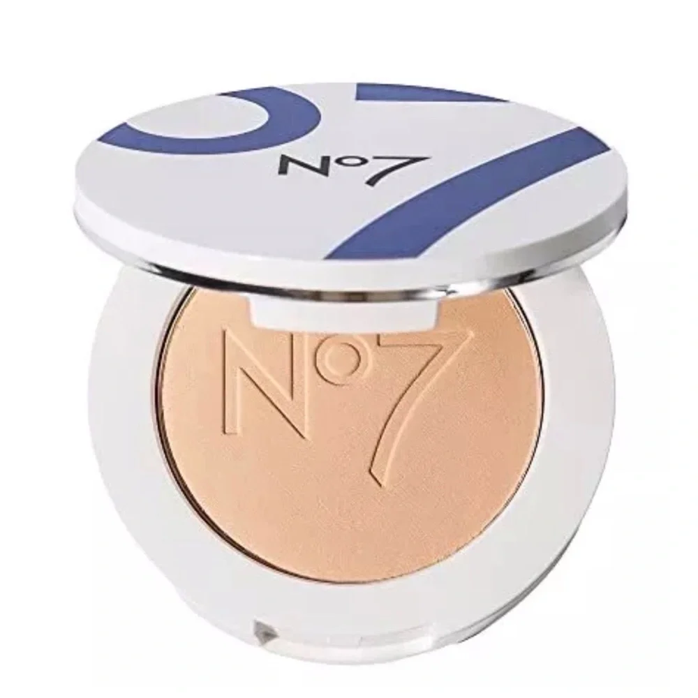 No. 7 Lift & Luminate Triple Action Translucent Finishing Powder, (Medium) (NWT)
